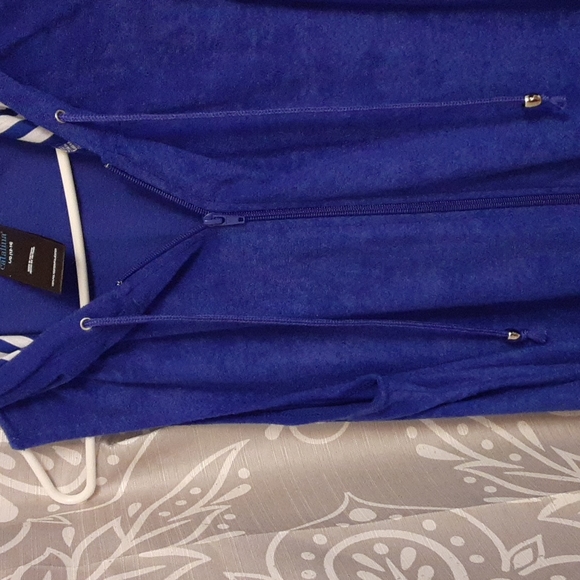 Swimsuit Coverup - Picture 5 of 6